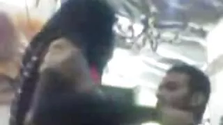 Un macho a baisé une pute sur la table de billard et a pulvérisé son sex chinois gratuit sperme