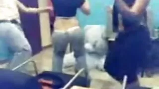 Mec sur video film sexe gratuit robot baisé par une belle blonde se se