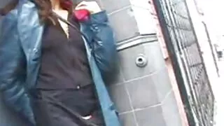 Un jeune sex porno film gratuit homme baise un ami jusqu'à ce que sa femme le voit tricher