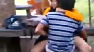 Belle et jeune fille maigre caresse sa chatte vidéos de sex gratuits humide