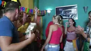 Belle fille avec son petit ami a des sexy film gratuit relations sexuelles