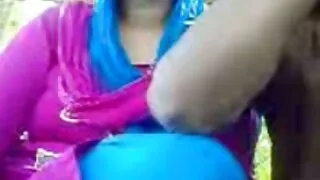 Grosse vieille tante baisée vidéos de sexe gratuit par un jeune homme dans la chatte