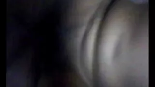 Un mec insolent a attrapé le moment et a baisé sa vidéos gratuites de sexe soeur coincée