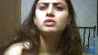 Un jeune videos sexe gratuit mec baise une brune mature dans le cul et jouit sur le cul