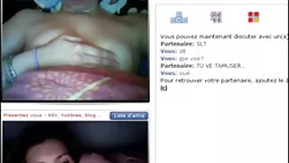 Une sexe videos gratuites femme russe suce une bite et se fait baiser dans la chatte rasée