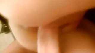 Une soeur russe videos de sex gratuit baise son frère dans la chatte après une pipe